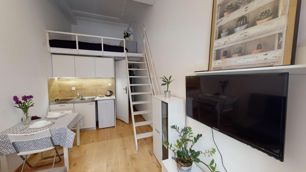 Studio Lofty Komuny Paryskiej 62 Wroclaw Exterior photo